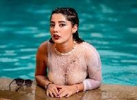 SabrinaCollins - Hallo Schatz, du kannst mich SabrinaCollins nennen und ich lade dich ein, mich zaubern zu lassen, ich liebe es, meine Anhänger mit neuen Techniken, neuen Erfahrungen und vielem mehr zu verzaubern!



Ich freue mich.