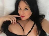 HeisseLorri - **DIE NASSESTE PUSSY SEIT ES LIVECHAT GIBT!!** -->  Immer geil und bereit. Ich liebe es einen Mann zu verwöhnen... mmmh. Meine grossen Naturtitten, mein immer geiler Blasmund, eine feuchte Pussy warten auf Deinen harten Riemen. Ich will, dass wir zusammen den Höhepunkt erreichen!!! Na, worauf wartest Du noch, Du geile Sau?? *Zwinker* 