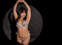 BritneyWayne - Hallo Schatz, ich bin Britney Wayne, ein mutiges und riskantes verliebtes Mädchen, ich bin sehr aufrichtig und pervers, ich habe viele Geschmäcker, Fetische und viele Möglichkeiten, meine Sinnlichkeit auszunutzen, ich hoffe, es gefällt dir.